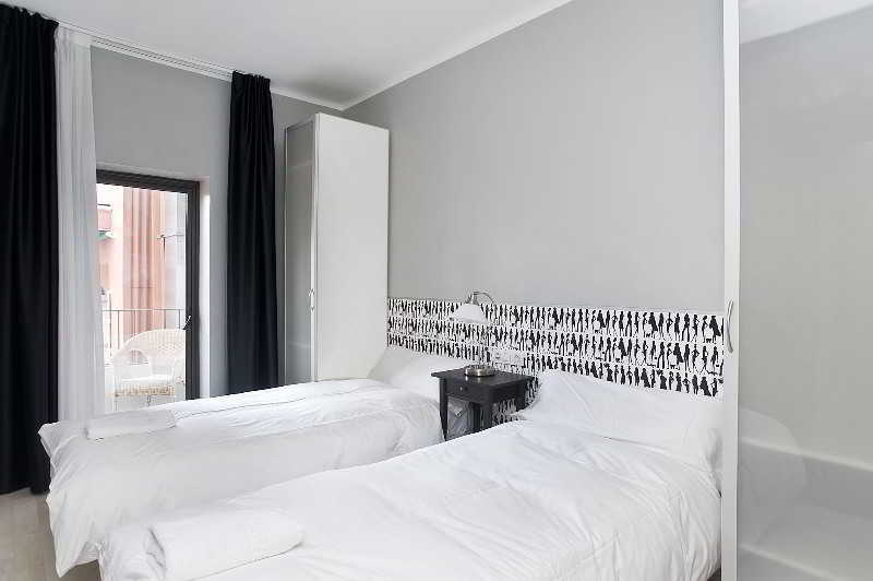 Fira Apartments By Gaiarooms Barcelona Eksteriør bilde